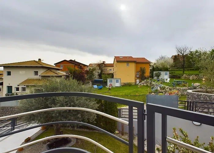 アパート Villa Vila ロヴラン